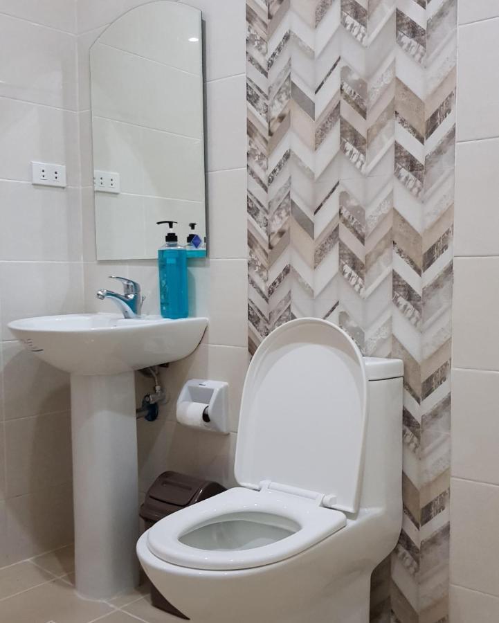 Acrige Apartelle 2 Pax Twin @ Heart Of Bogo City Banban Buitenkant foto
